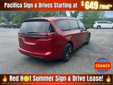 New 2025 Chrysler Pacifica Select image 4