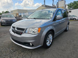 Used 2019 Dodge Grand Caravan SXT image 3