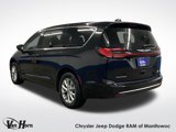 New 2025 Chrysler Pacifica Select image 4