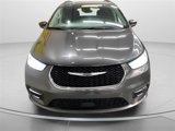Used 2022 Chrysler Pacifica Touring-L image 2