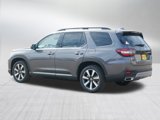 New 2025 Honda Pilot Touring image 3
