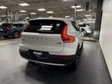 Used 2025 Volvo XC40 B5 Core image 4