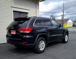 Used 2018 Jeep Grand Cherokee Laredo image 3