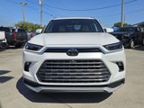New 2025 Toyota Grand Highlander AWD Hybrid image 2