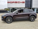 Used 2025 Porsche Macan image 2