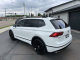 Used 2020 Volkswagen Tiguan SE R-Line w/ 3rd Row Seat Package image 3