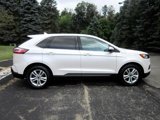 Used 2019 Ford Edge SEL w/ Equipment Group 201A image 4