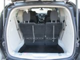 Used 2022 Chrysler Voyager LX image 5