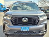 Used 2025 Honda Pilot Black Edition image 2