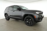 New 2025 Jeep Grand Cherokee Limited w/ Luxury Tech Group II image 3