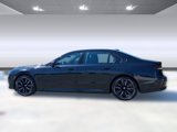 New 2026 BMW 750e xDrive w/ Premium Package image 2