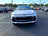 New 2025 Chevrolet Equinox EV RS image 2