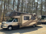 Used 2012 Ford E-450 and Econoline 450 Super Duty w/ Motorhome Prep Pkg image 3
