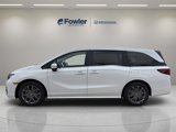 New 2025 Honda Odyssey Touring image 4