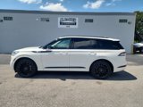 Used 2024 Lincoln Aviator Reserve w/ Equipment Group 201A image 2