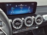 Used 2025 Mercedes-Benz GLB 250 image 5