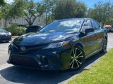 Used 2018 Toyota Camry XLE image 2
