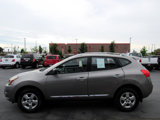 Used 2014 Nissan Rogue S image 2