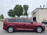 Used 2018 Chrysler Pacifica Touring-L Plus image 5