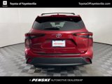 New 2025 Toyota Highlander XLE image 4