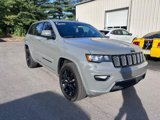 Used 2021 Jeep Grand Cherokee Laredo X image 3