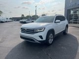 Used 2023 Volkswagen Atlas SE w/ Panoramic Sunroof Package image 2