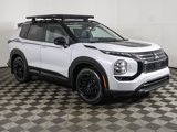 New 2025 Mitsubishi Outlander AWD image 2