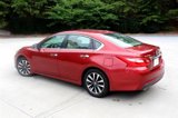 Used 2016 Nissan Altima 2.5 SL w/ 2.5 Technology Package image 3