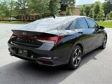 Used 2023 Hyundai Elantra SEL w/ Convenience Package image 6