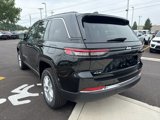 New 2025 Jeep Grand Cherokee Laredo image 5