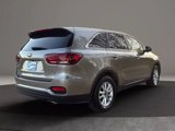 Used 2019 Kia Sorento LX image 5