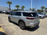 New 2025 Nissan Pathfinder Platinum image 4