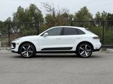 Used 2025 Porsche Macan image 2