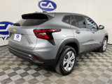 Used 2025 Chevrolet Trax LS w/ Driver Confidence Package image 4