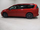 New 2025 Chrysler Pacifica Select image 4