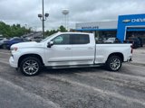 Used 2022 Chevrolet Silverado 1500 High Country w/ Technology Package image 2