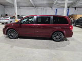 Used 2017 Dodge Grand Caravan SXT w/ Driver Convenience Group image 6