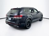Used 2023 Volkswagen Atlas SE image 5