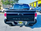 Used 2022 Toyota Tacoma TRD Sport image 6