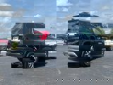 Used 2022 GMC Acadia SLE w/ Driver Convenience Package image 3