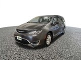 Used 2018 Chrysler Pacifica Touring Plus image 2