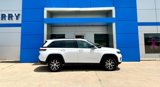 Used 2024 Jeep Grand Cherokee Limited image 3