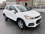 Used 2017 Chevrolet Trax LS image 2