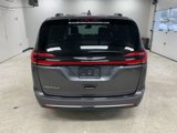 Used 2022 Chrysler Pacifica Touring-L image 5