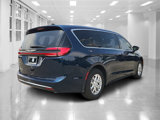 New 2025 Chrysler Pacifica Select image 3