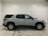 Used 2023 Chevrolet Traverse LS image 4