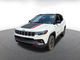 Used 2025 Jeep Compass Trailhawk w/ Trailer Tow Group image 2