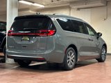 New 2025 Chrysler Pacifica Pinnacle image 5