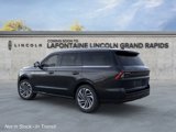 New 2025 Lincoln Navigator Reserve image 4