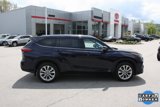 Used 2022 Toyota Highlander Limited image 4